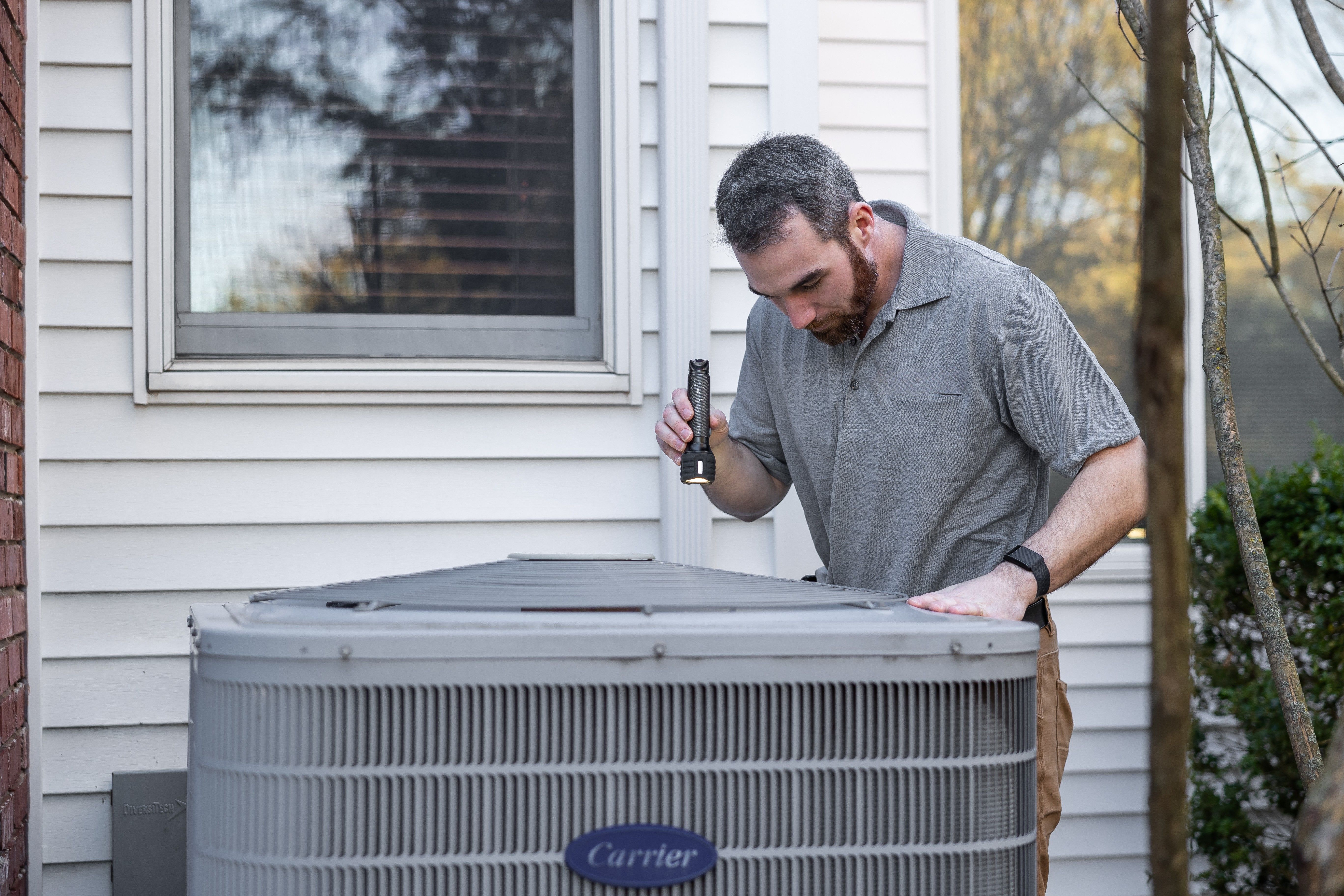 HVAC maintenance marketing - How to Sell Service Agreements Before the Rush Blog Cover Image